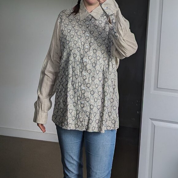 100% raw linen button down shirt with blue embroidery - Picture 11 of 15